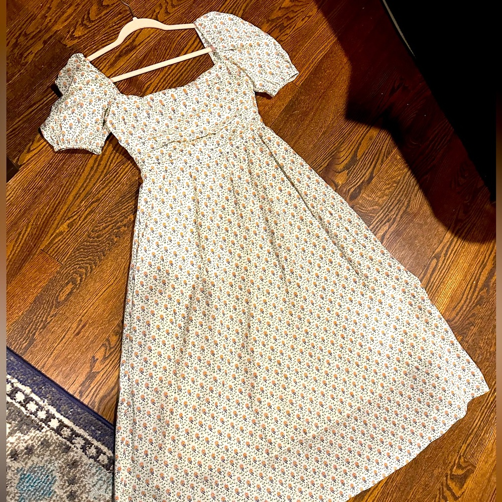 Chic Cream Floral Midi Dress